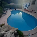 Climatise 35 M2 Pour 1 Couple - Piscine Partagee - Апартаменти