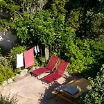 Climatisé 35 M2 Pour 1 Couple - Piscine Partagée - * Porto-Vecchio (Corsica)